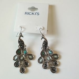 Ricki's Peacock Earrings BNWT